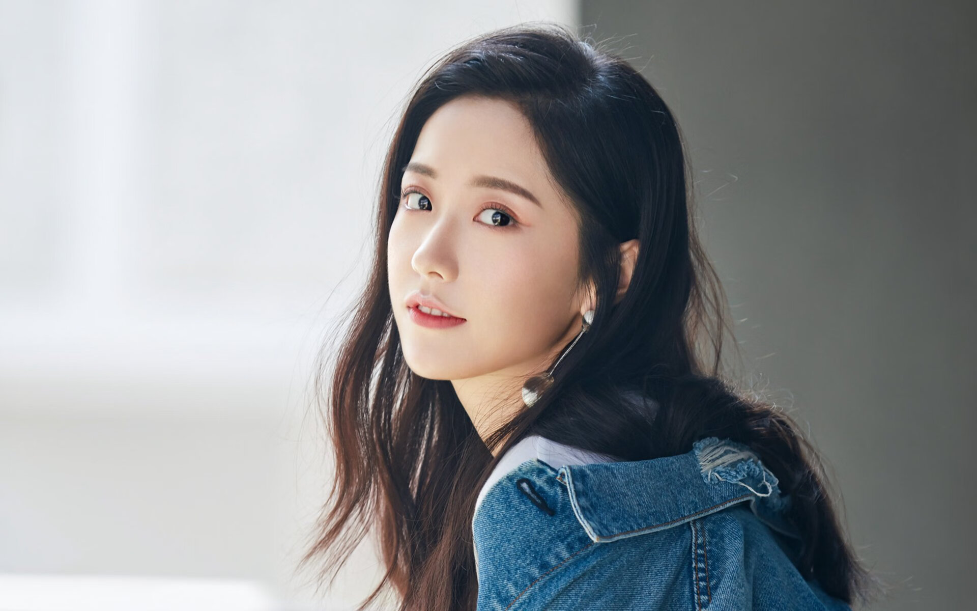 九游娱乐官网 (JIUYOU)-_光影攀岩秀：视觉盛宴与运动激情结合_，攀岩摄影